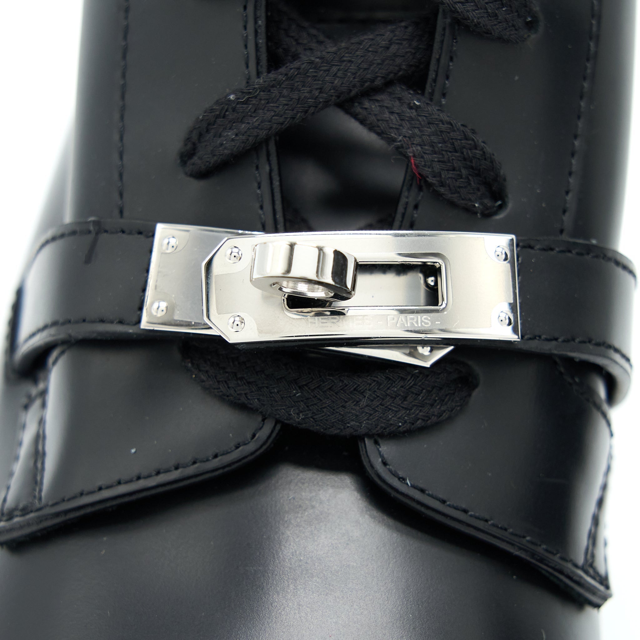 HERMES FUNK ANKLE BOOT WITH KELLY BUCKLE GLAZED CALFSKIN BLACK SHW