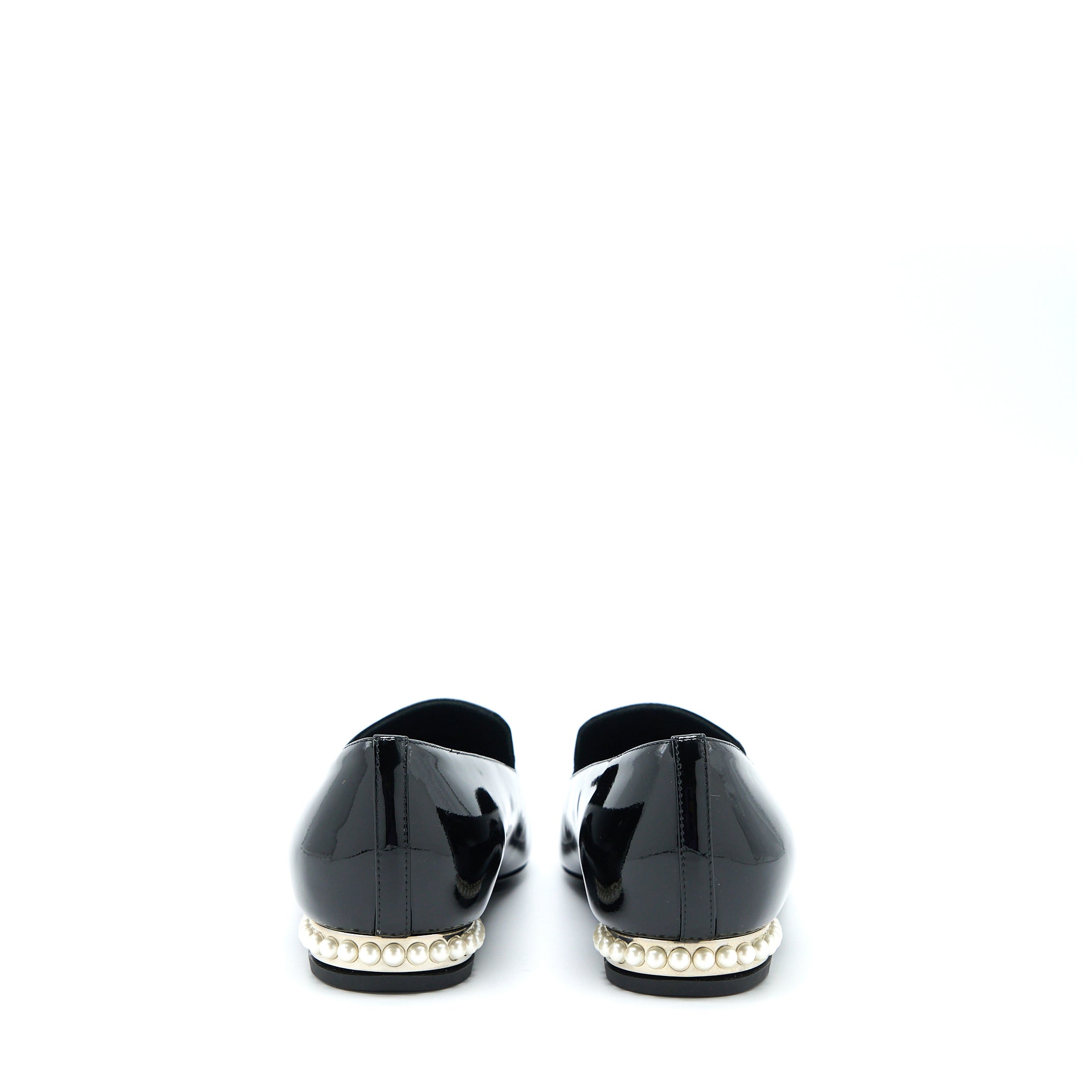 CHANEL LOAFER WITH PEARL/PATENT BLACK SHW