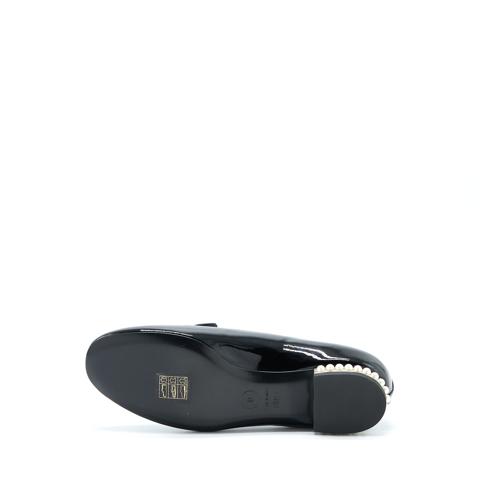 CHANEL LOAFER WITH PEARL/PATENT BLACK SHW