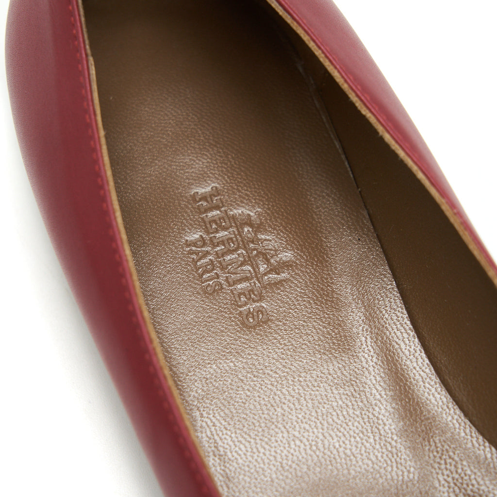 HERMES BUCKLE FLAT SHOES IN RED