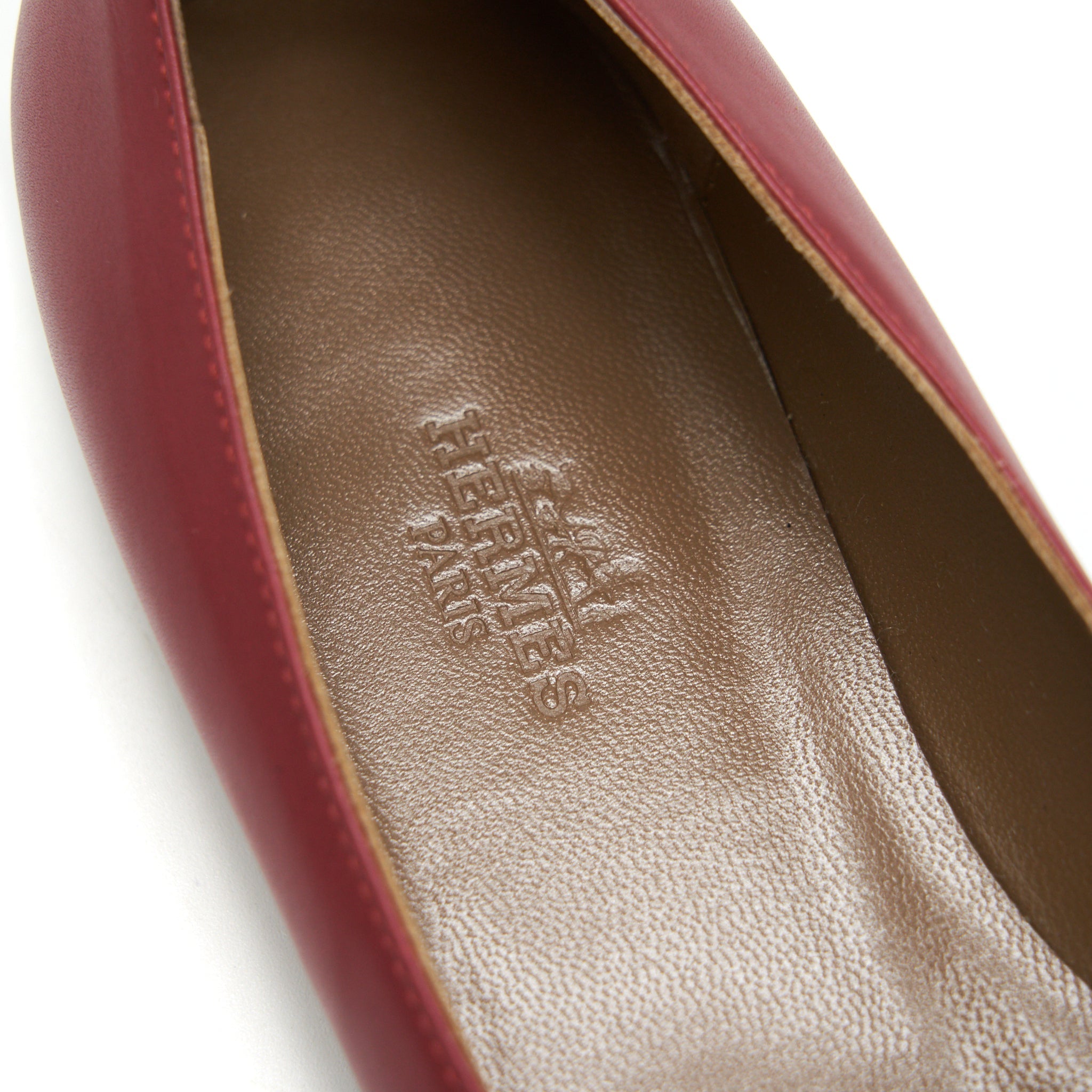 HERMES BUCKLE FLAT SHOES IN RED