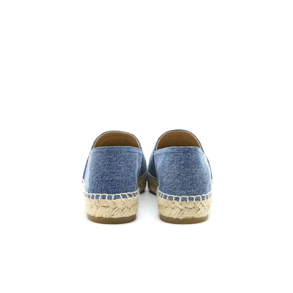 CHANEL ESPADRILLES IN DENIM AND BLACK
