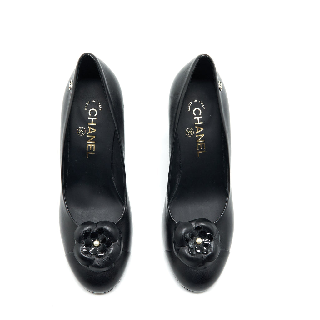 CHANEL C CAMELLIA HEELS BLACK