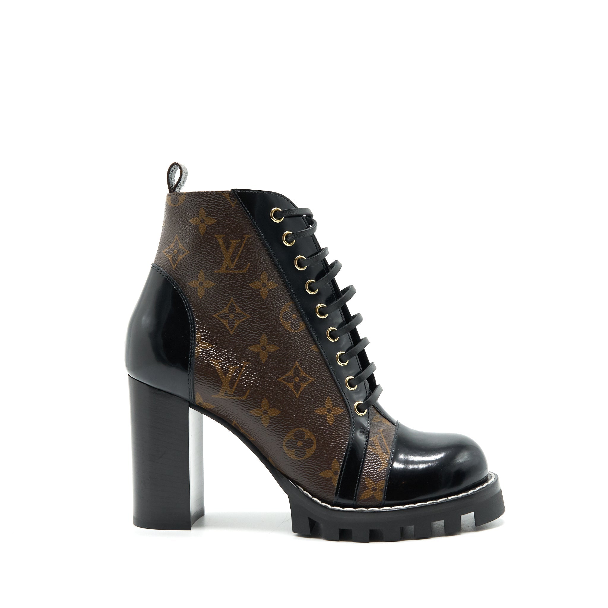 LOUIS VUITTON STAR TRAIL ANKLE BOOTS
