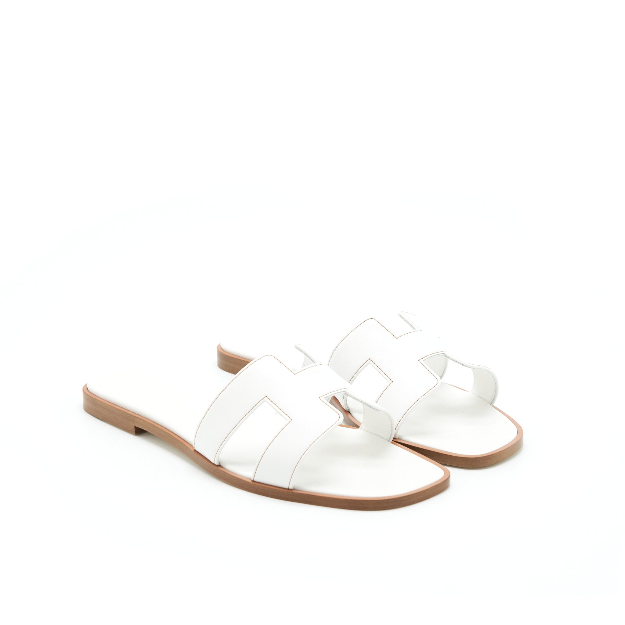 HERMES ORAN SANDALS BOX LEATHER BLANC