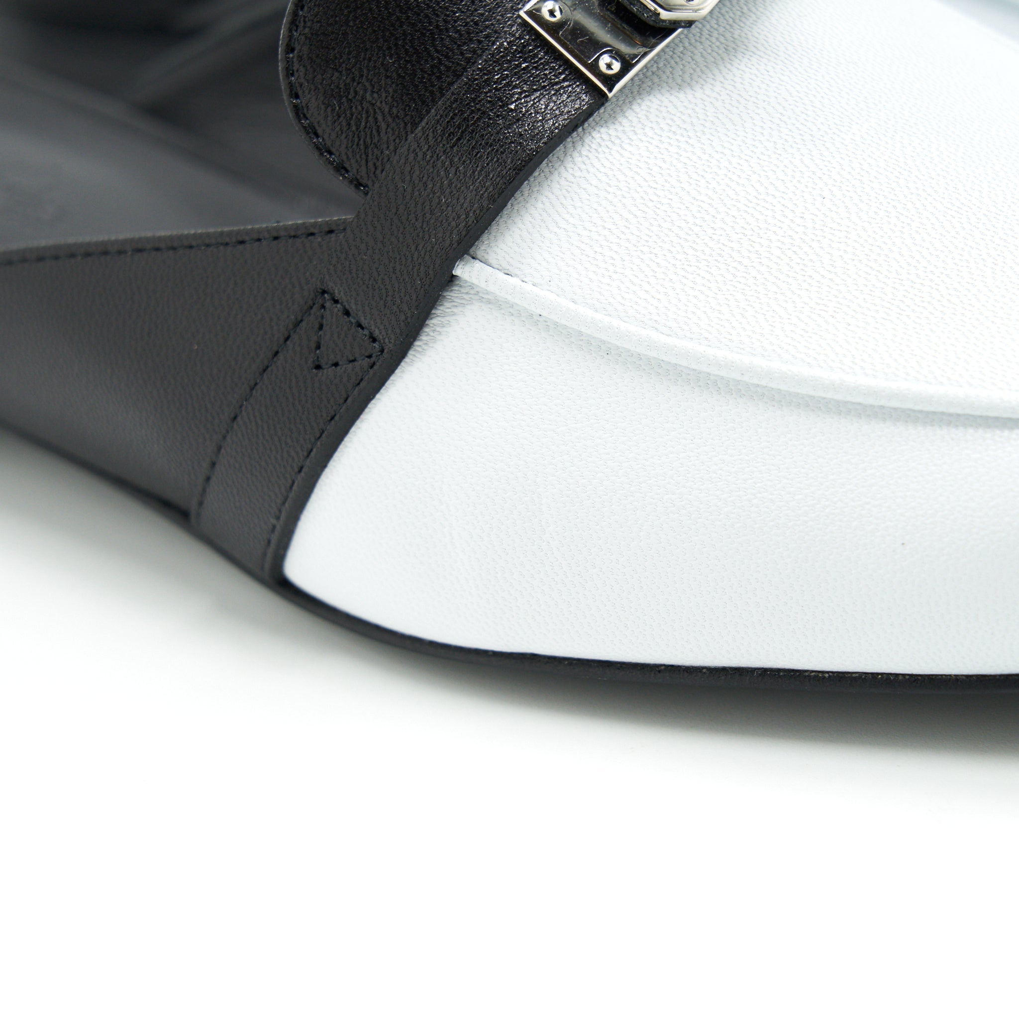 HERMES OZ MULE BLANC / NOIR