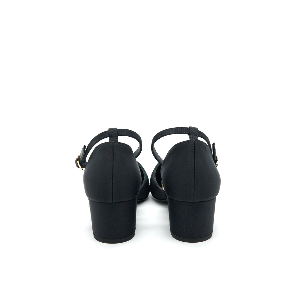CHANEL BLACK LOW HEEL PUMPS