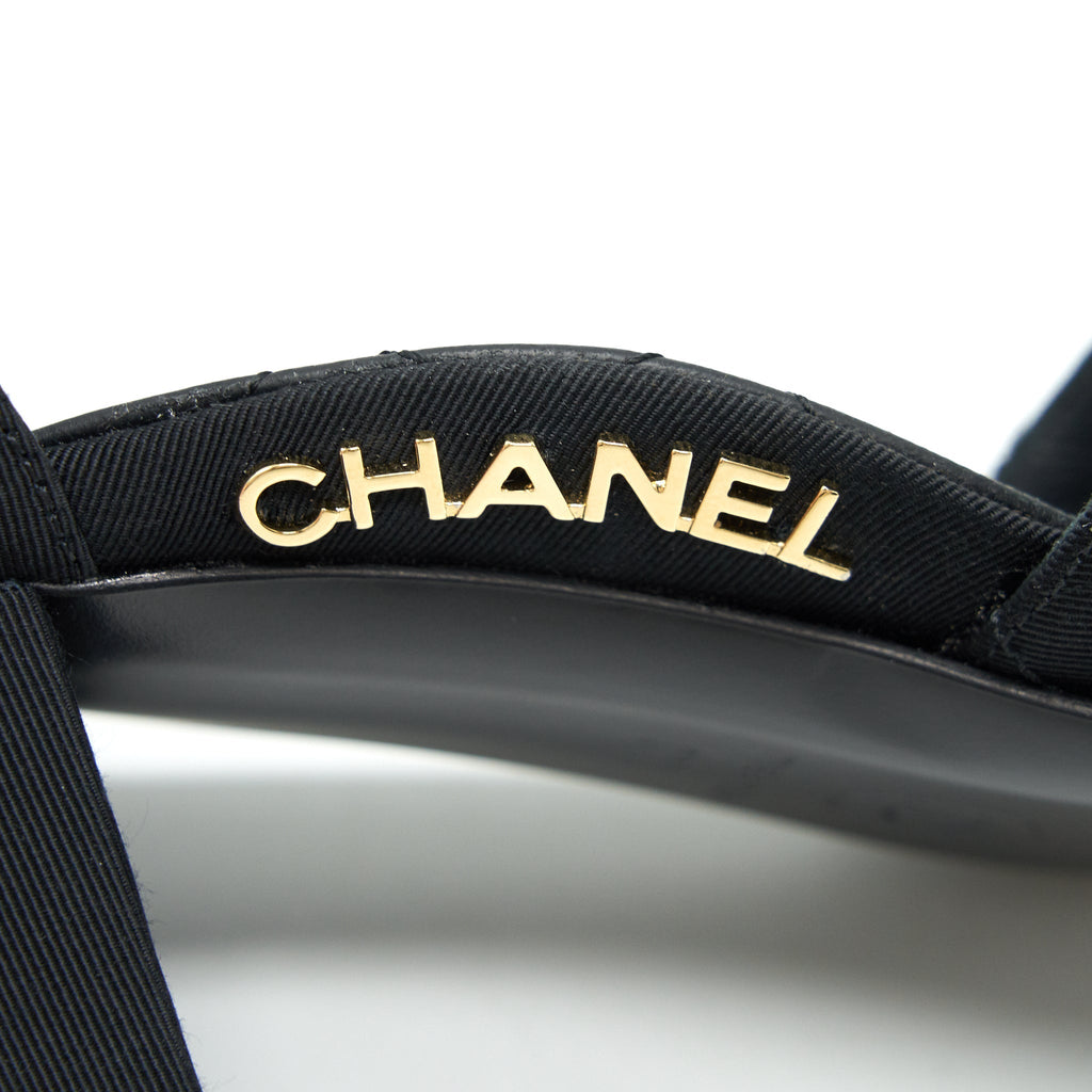CHANEL BLACK LOW HEEL PUMPS