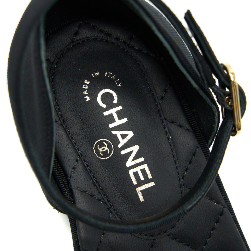 CHANEL BLACK LOW HEEL PUMPS