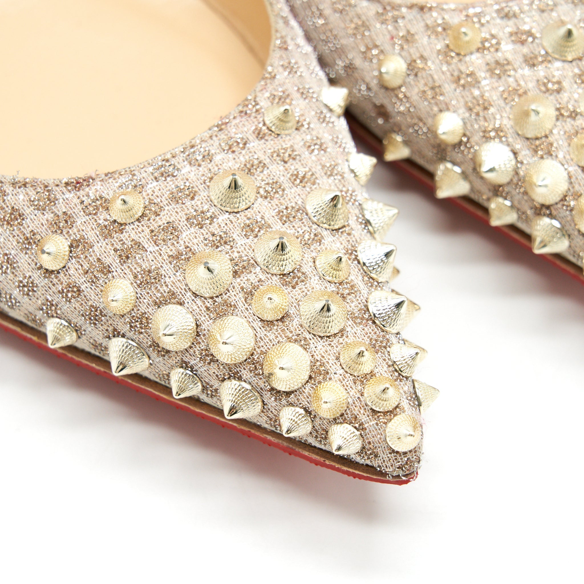 CHRISTIAN LOUBOUTIN SPIKYSHELL FLAT NUDE/ WHITE GOLD