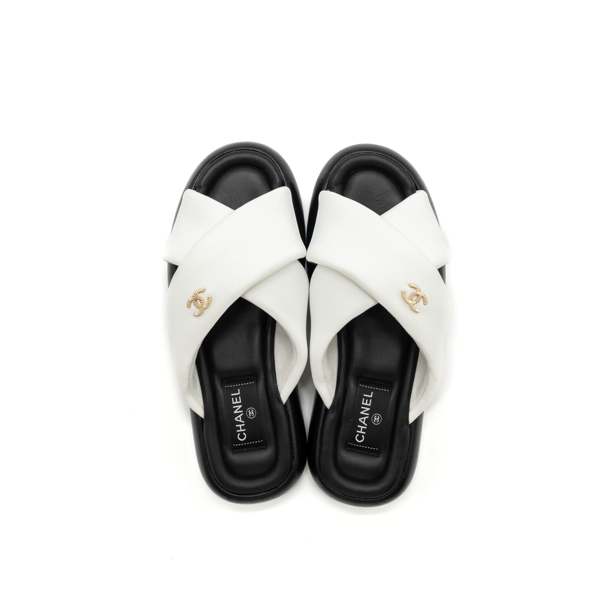 CHANEL QUILTED SANDAL LAMBSKIN WHITE/BLACK LGHW