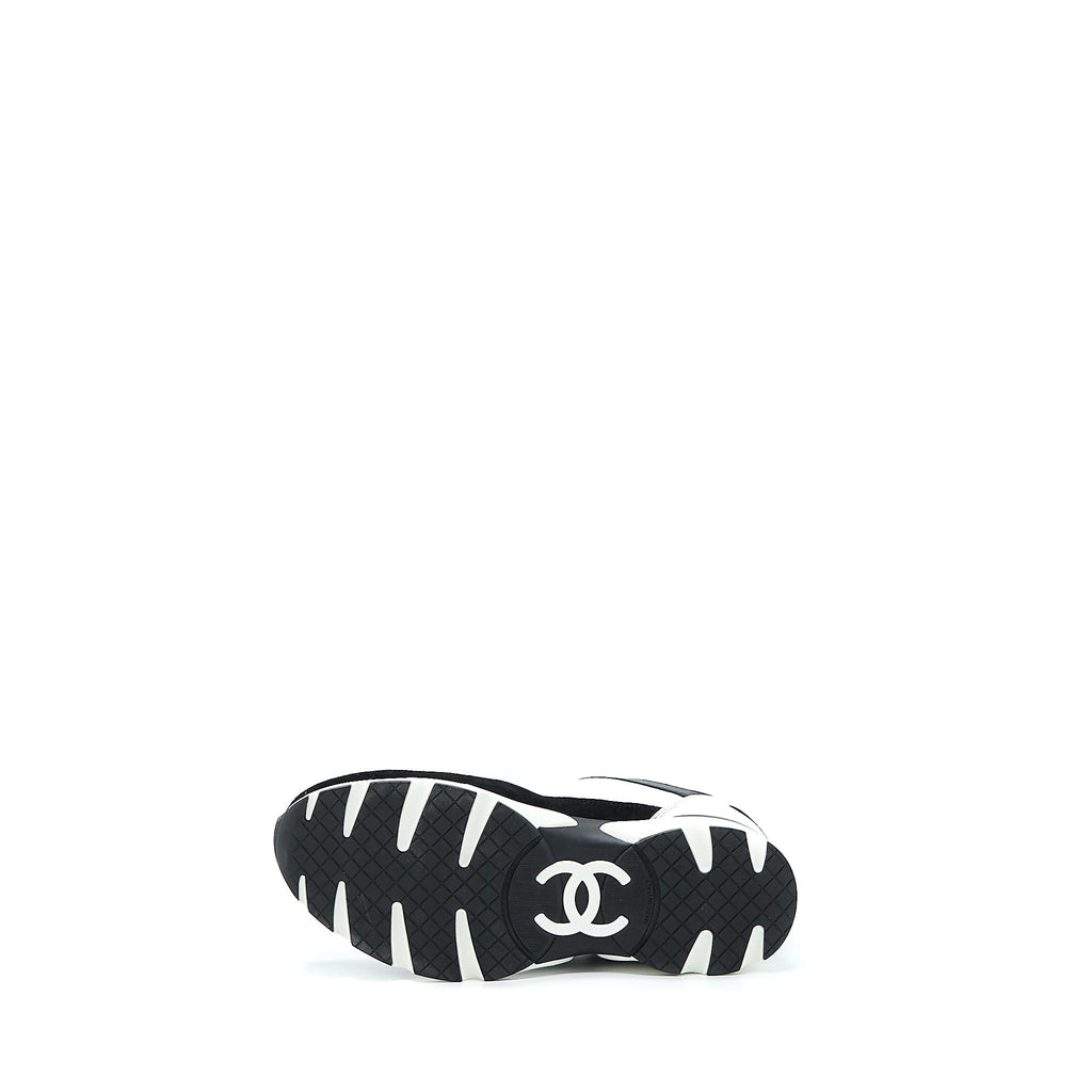 CHANEL TRAINERS SUEDE BLACK/WHITE/SILVER
