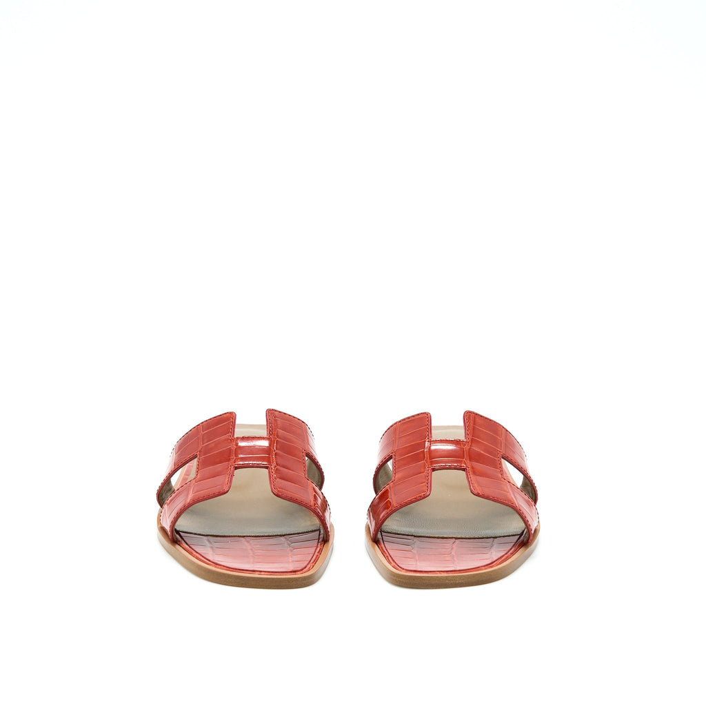 HERMES ORAN SANDALS ALLIGATOR MISSI SANGUINE