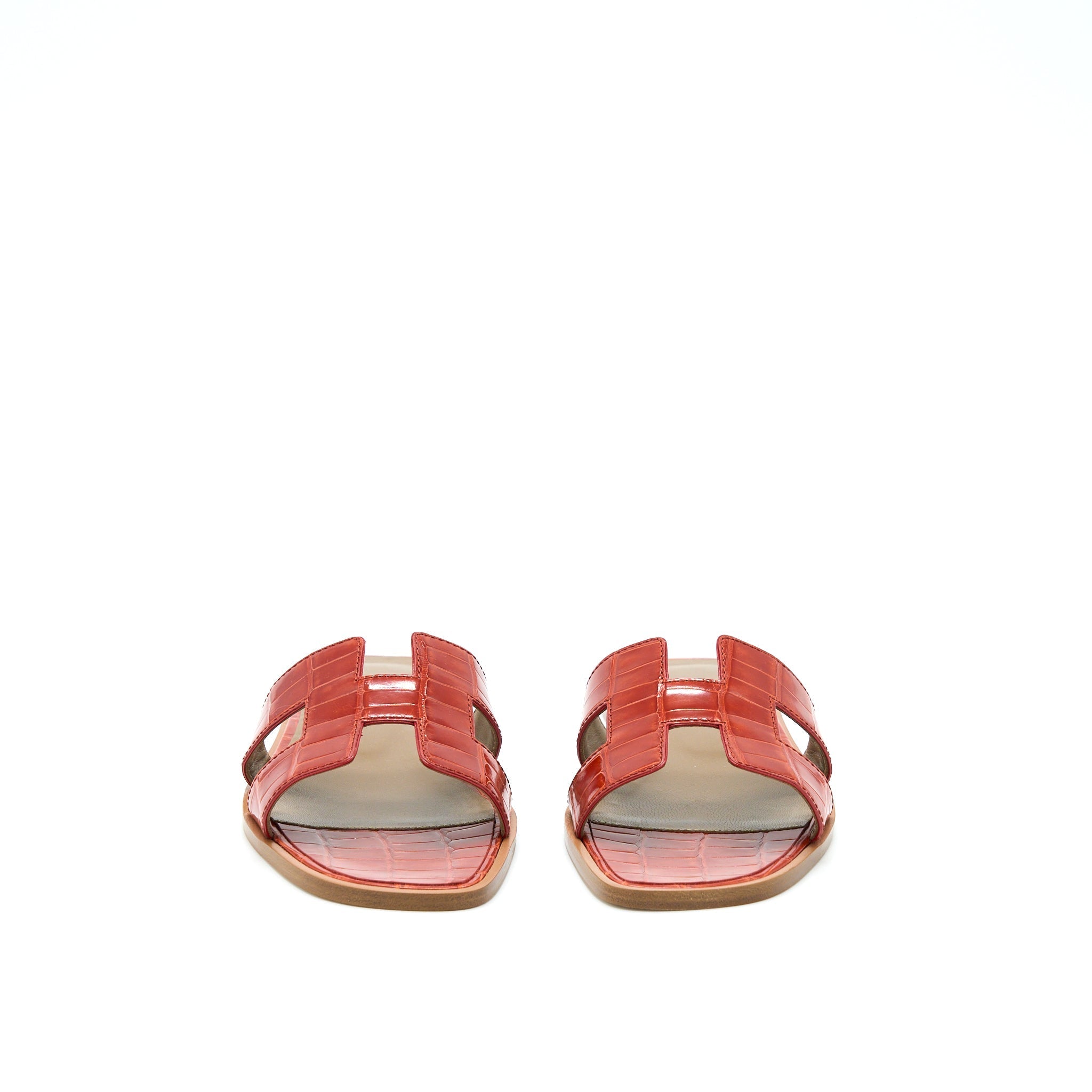 HERMES ORAN SANDALS ALLIGATOR MISSI SANGUINE