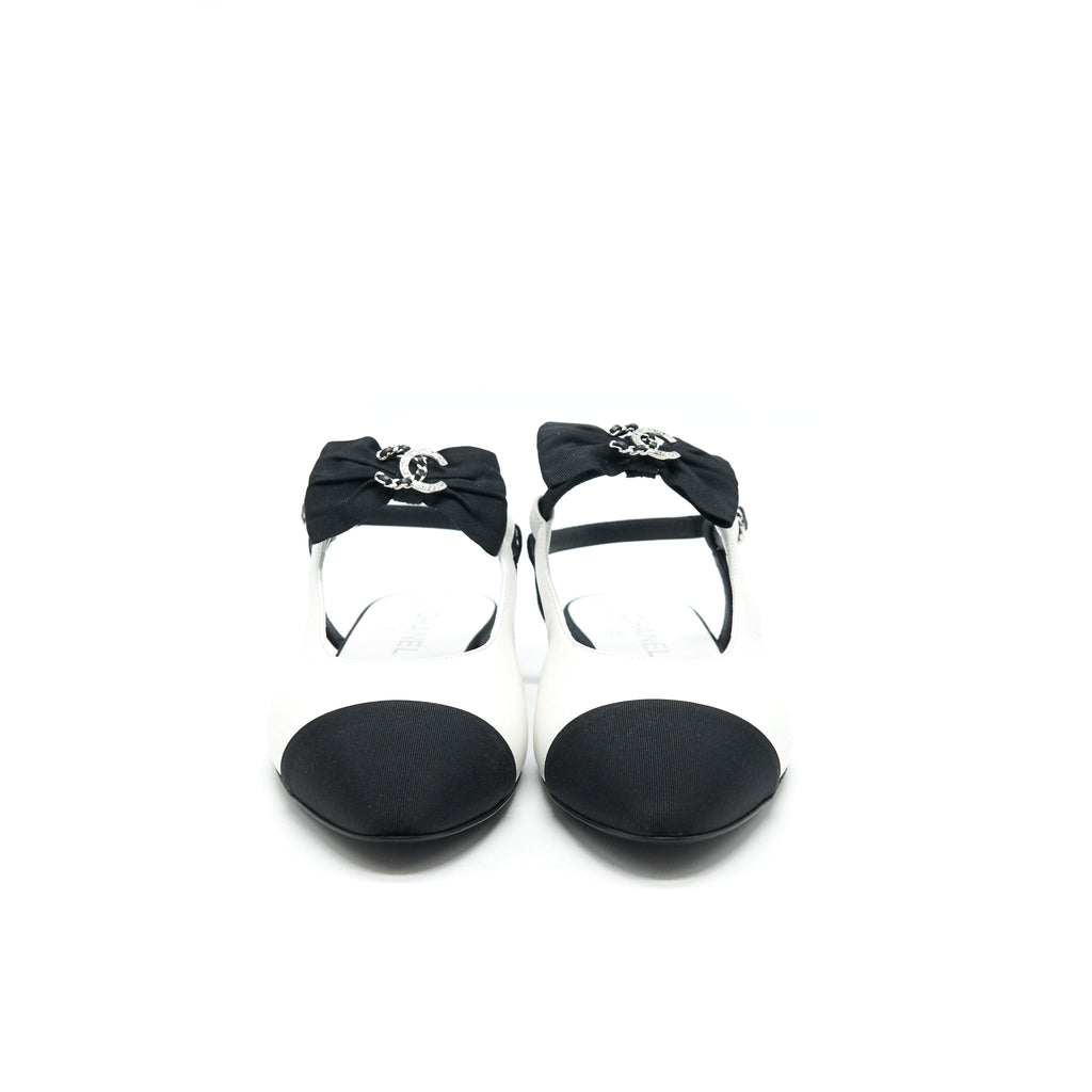 CHANEL SLINGBACK FLATS WITH RIBBONS WHITE AND BLACK