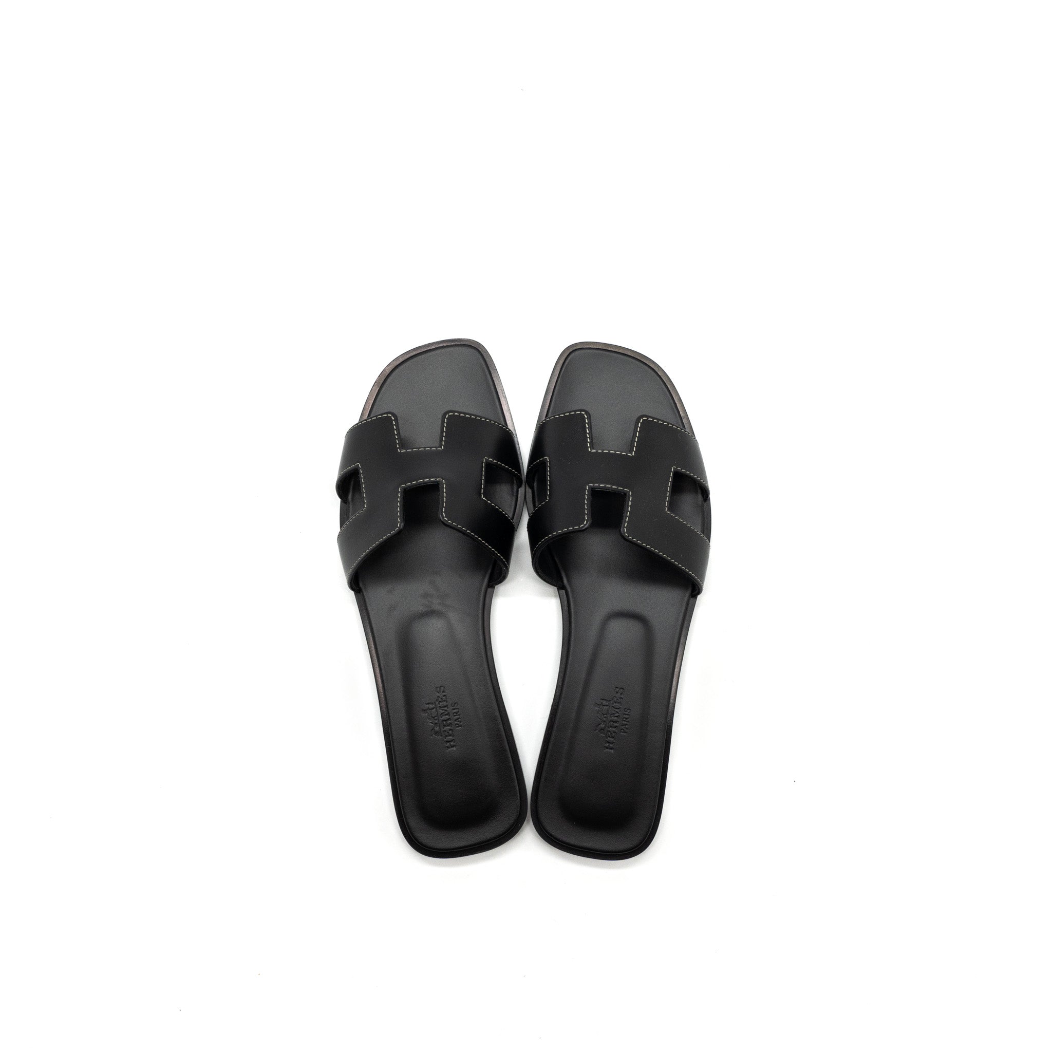 HERMES ORAN SANDAL BLACK