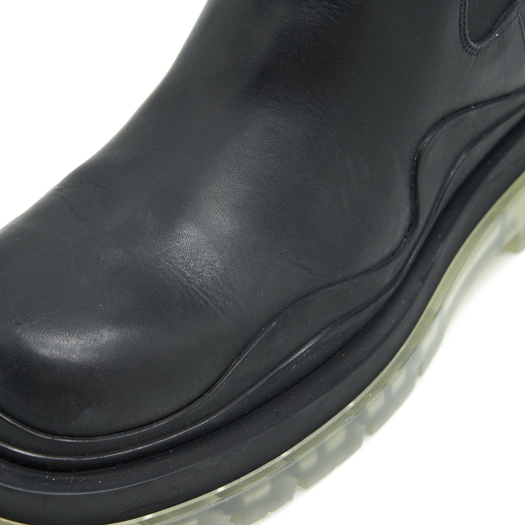 BOTTEGA VENETA TIRE RUBBER-TRIMMED LEATHER CHELSEA BOOTS