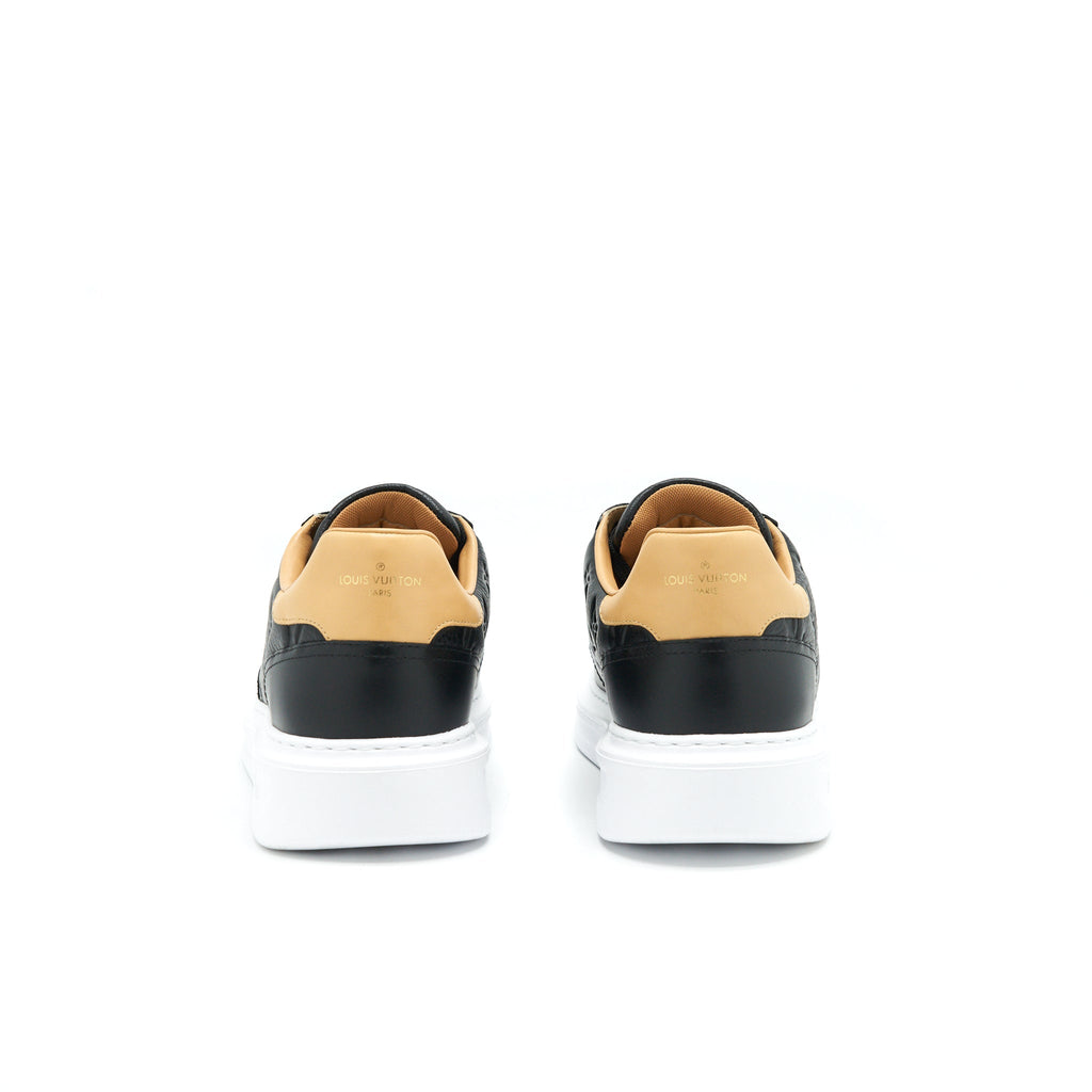 LOUIS VUITTON BLACK LEATHER SNEAKERS