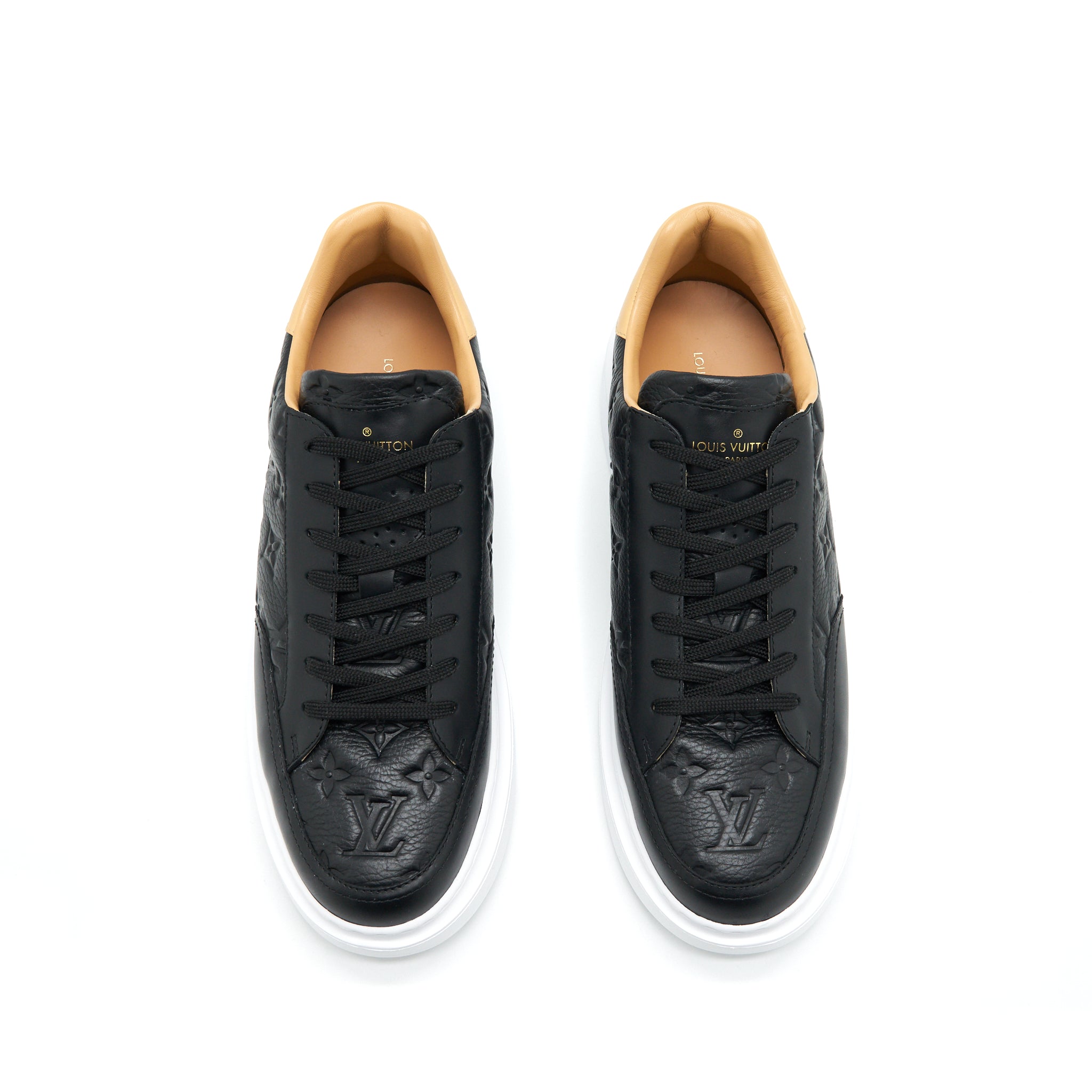 LOUIS VUITTON BLACK LEATHER SNEAKERS