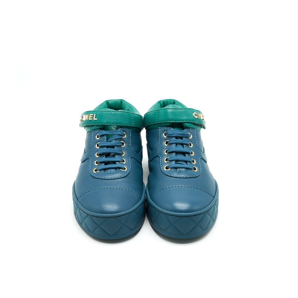 CHANEL SNEAKERS IN BLUE GREEN