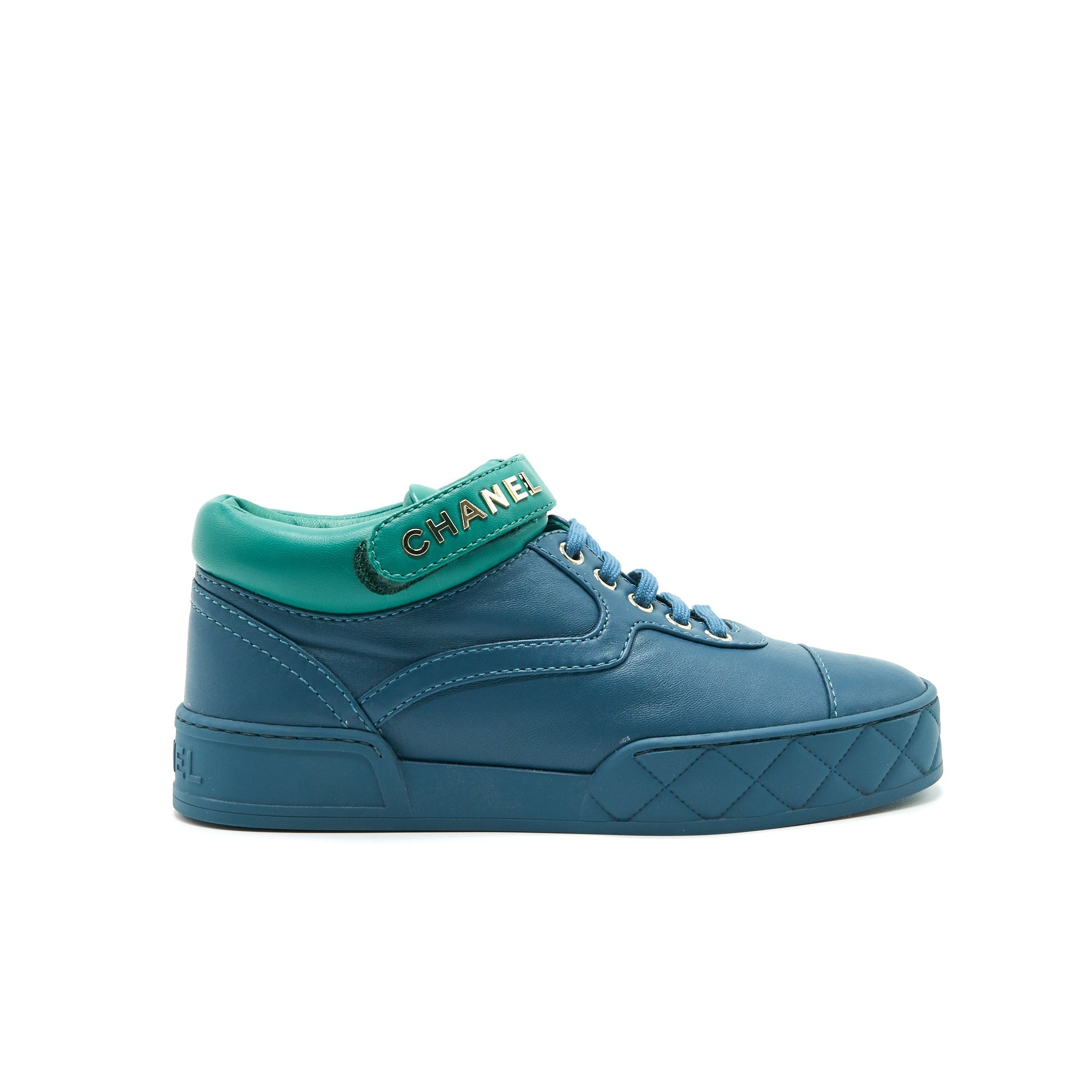 CHANEL SNEAKERS IN BLUE GREEN