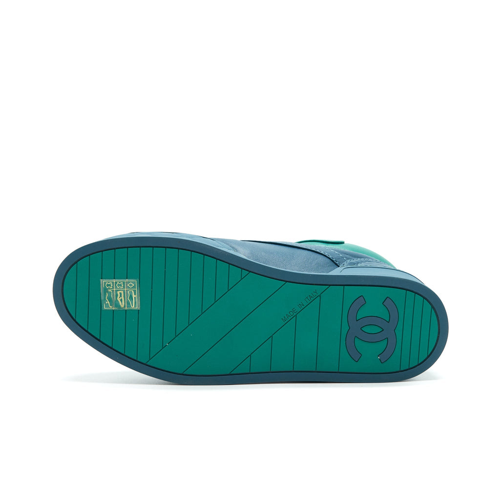 CHANEL SNEAKERS IN BLUE GREEN