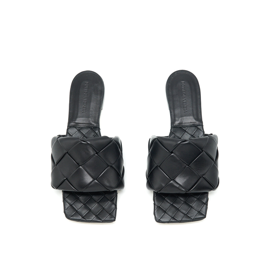 BOTTEGA VENETA LIDO FLAT SANDALS BLACK