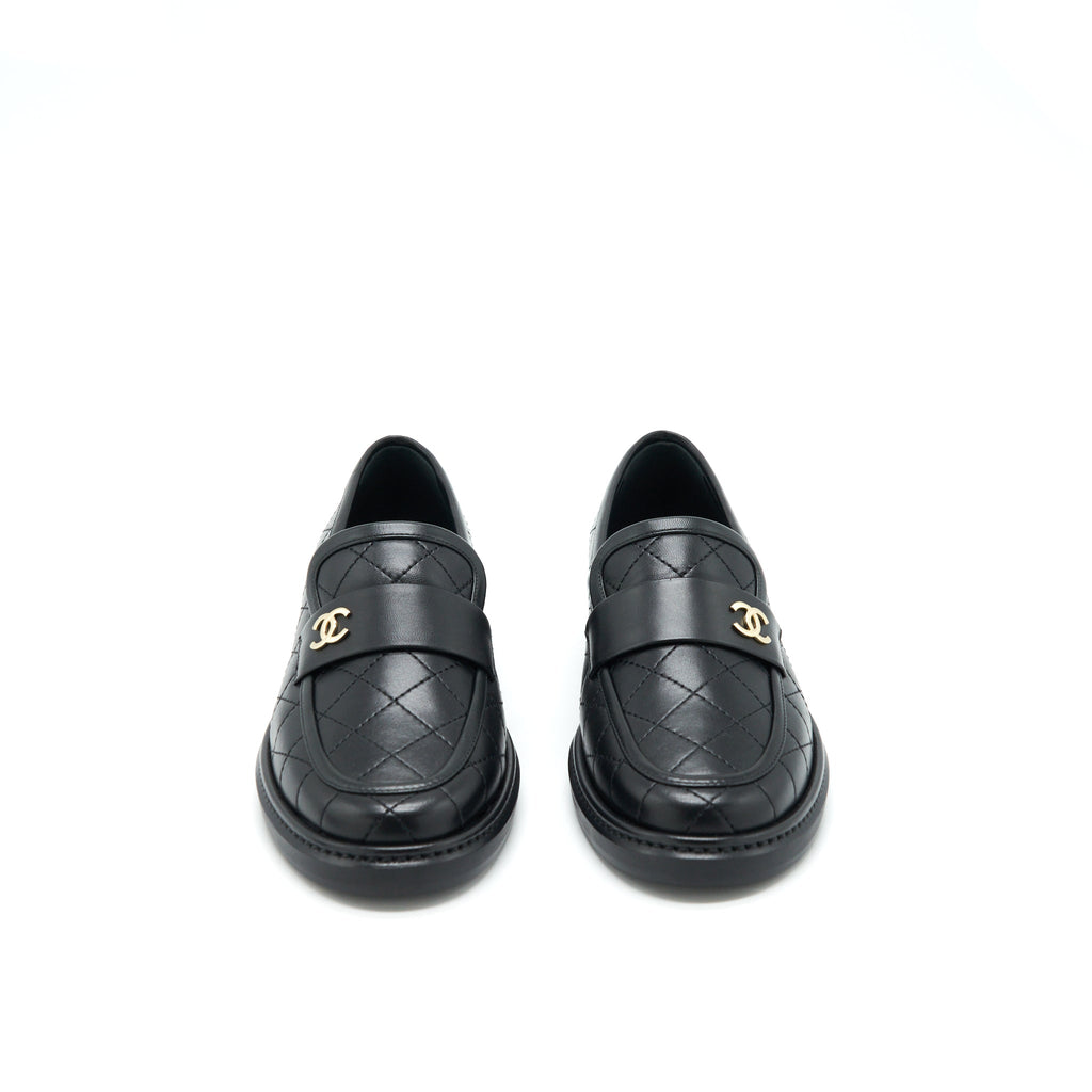 CHANEL QUILTED LEATHER WITH CC LOGO LOAFER BLACK LGHW