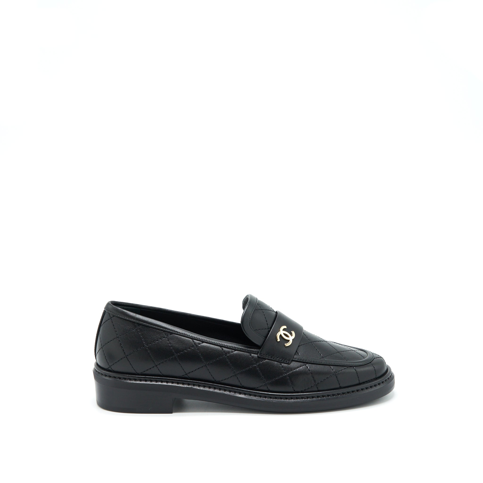 CHANEL QUILTED LEATHER WITH CC LOGO LOAFER BLACK LGHW