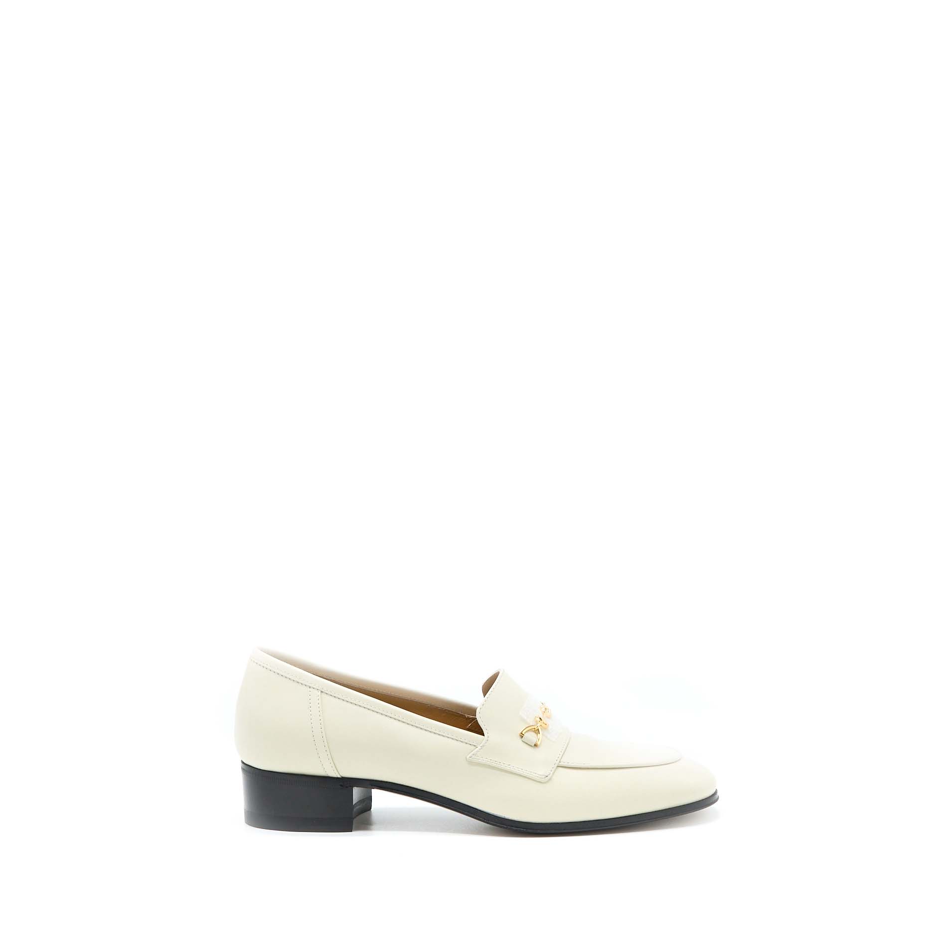 GUCCI WOMEN’S LOAFER WITH HORSEBIT CALFSKIN WHITE GHW
