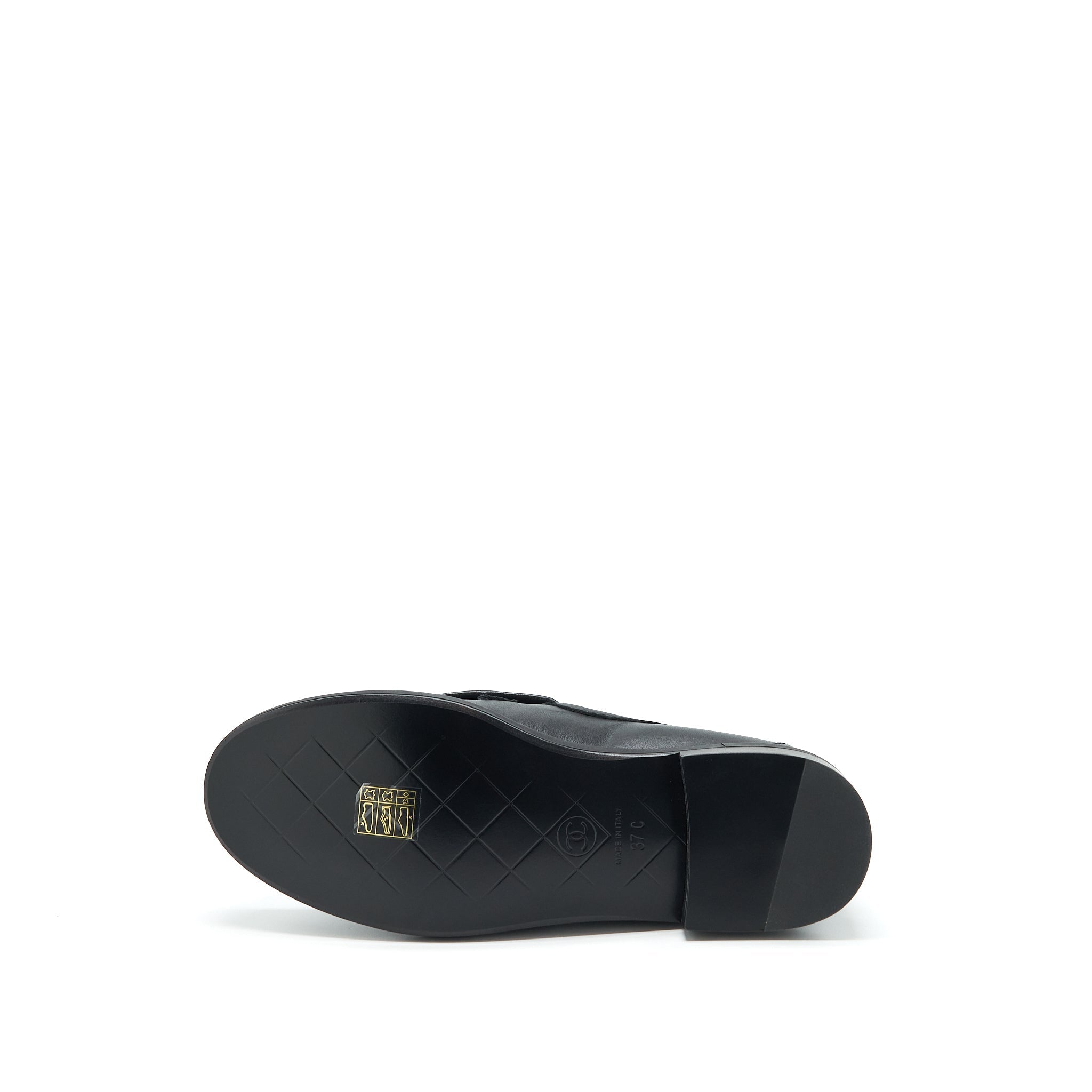 CHANEL 22S QUILTED CC LOGO LOAFER BLACK LGHW