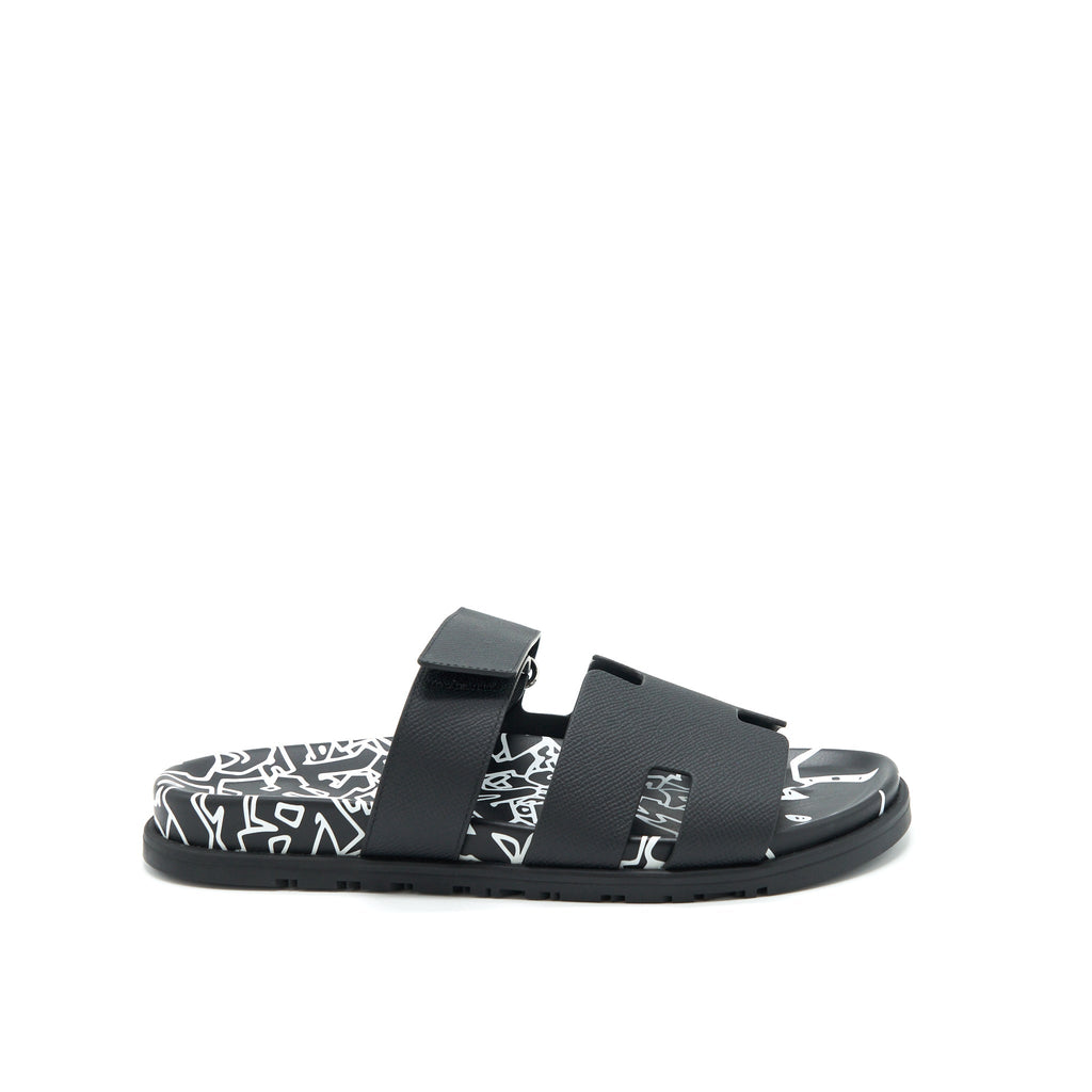 HERMES MEN’S CHYPRE SANDAL BLACK AND WHITE