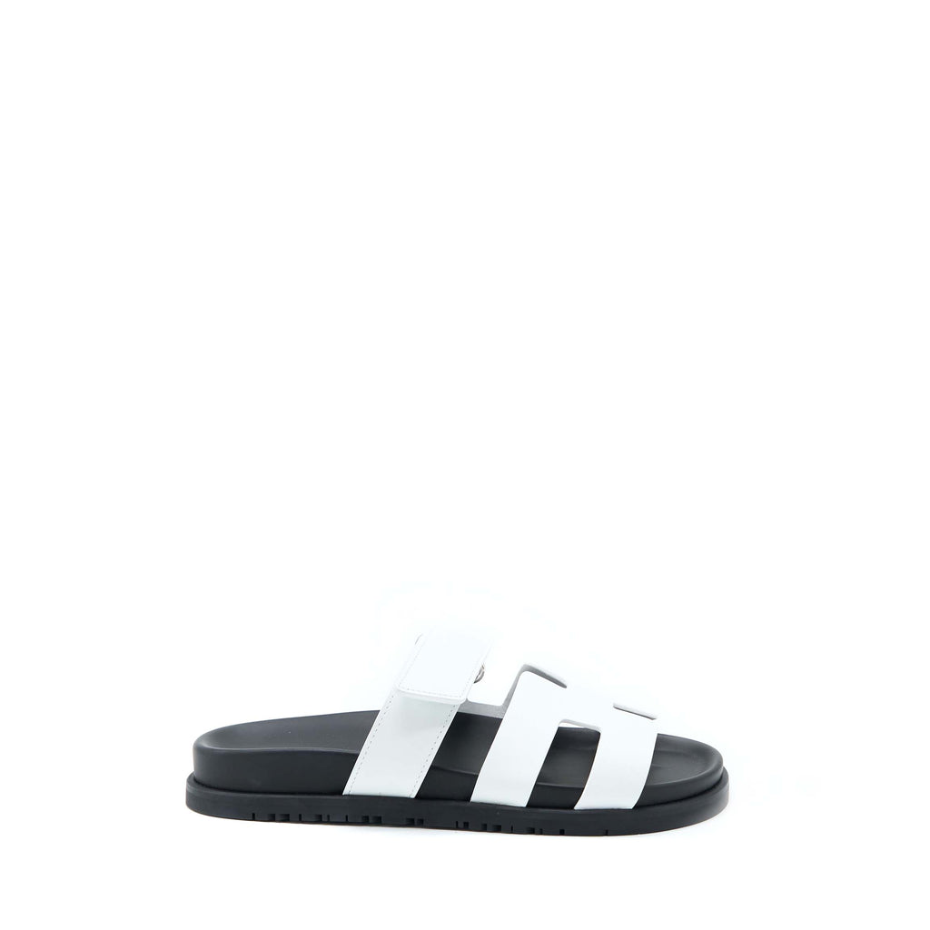 HERMES CHYPRE SANDALS CALFSKIN WHITE