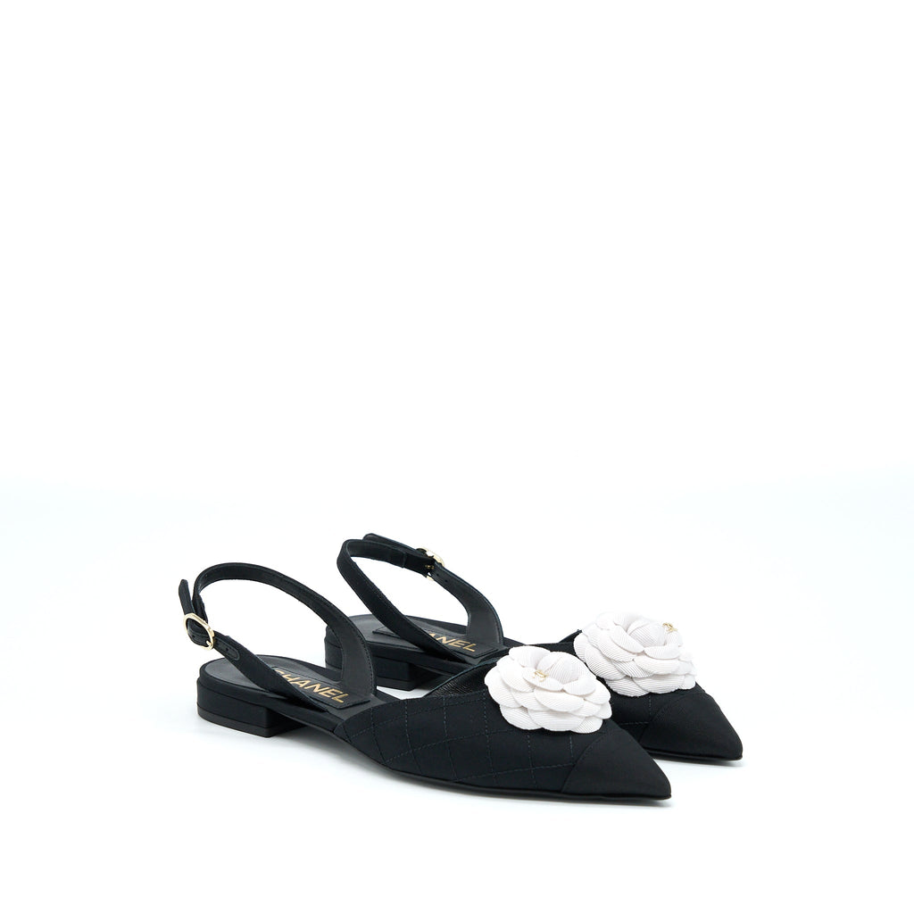 CHANEL C CAMELLIA FLAP SANDEL BLACK