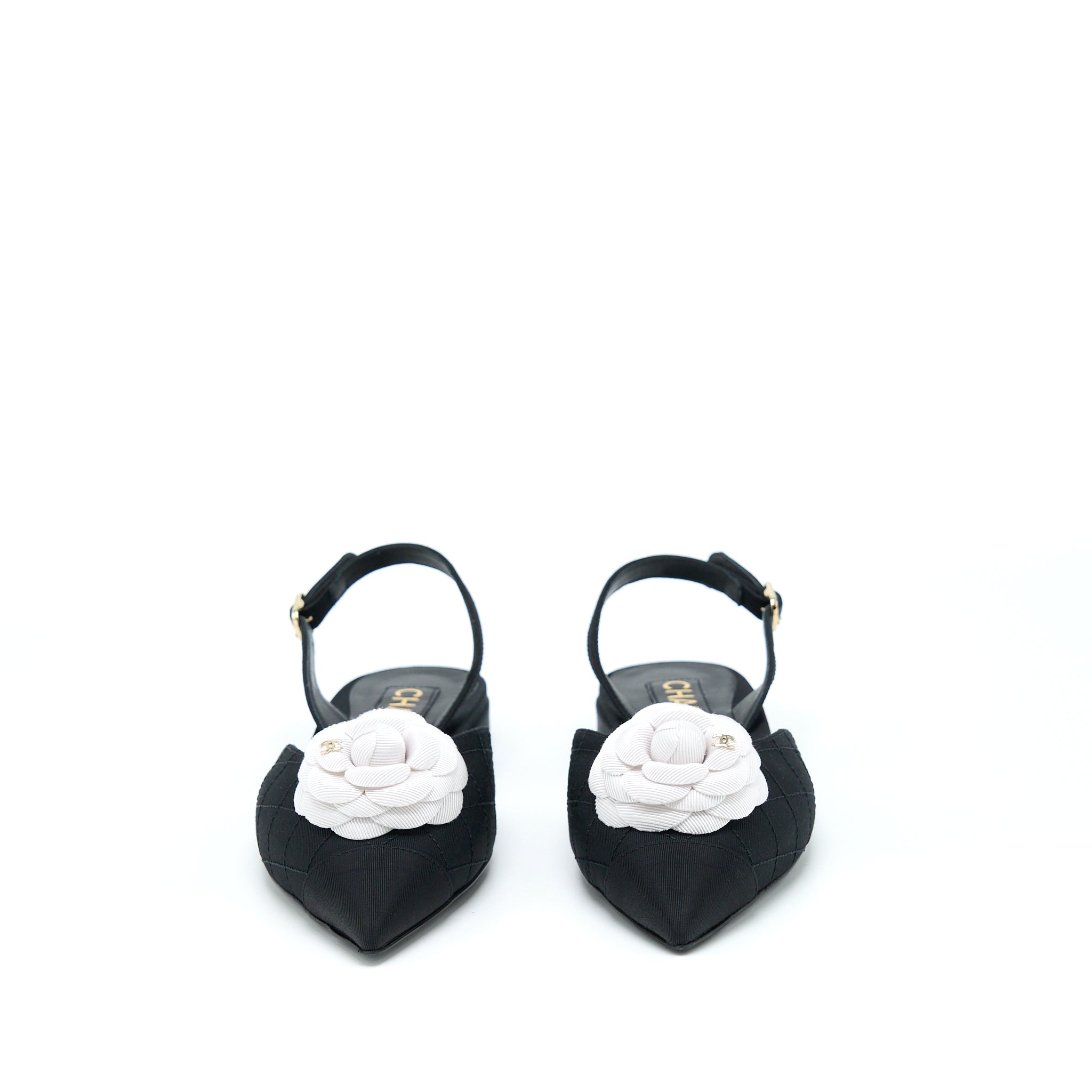 CHANEL C CAMELLIA FLAP SANDEL BLACK