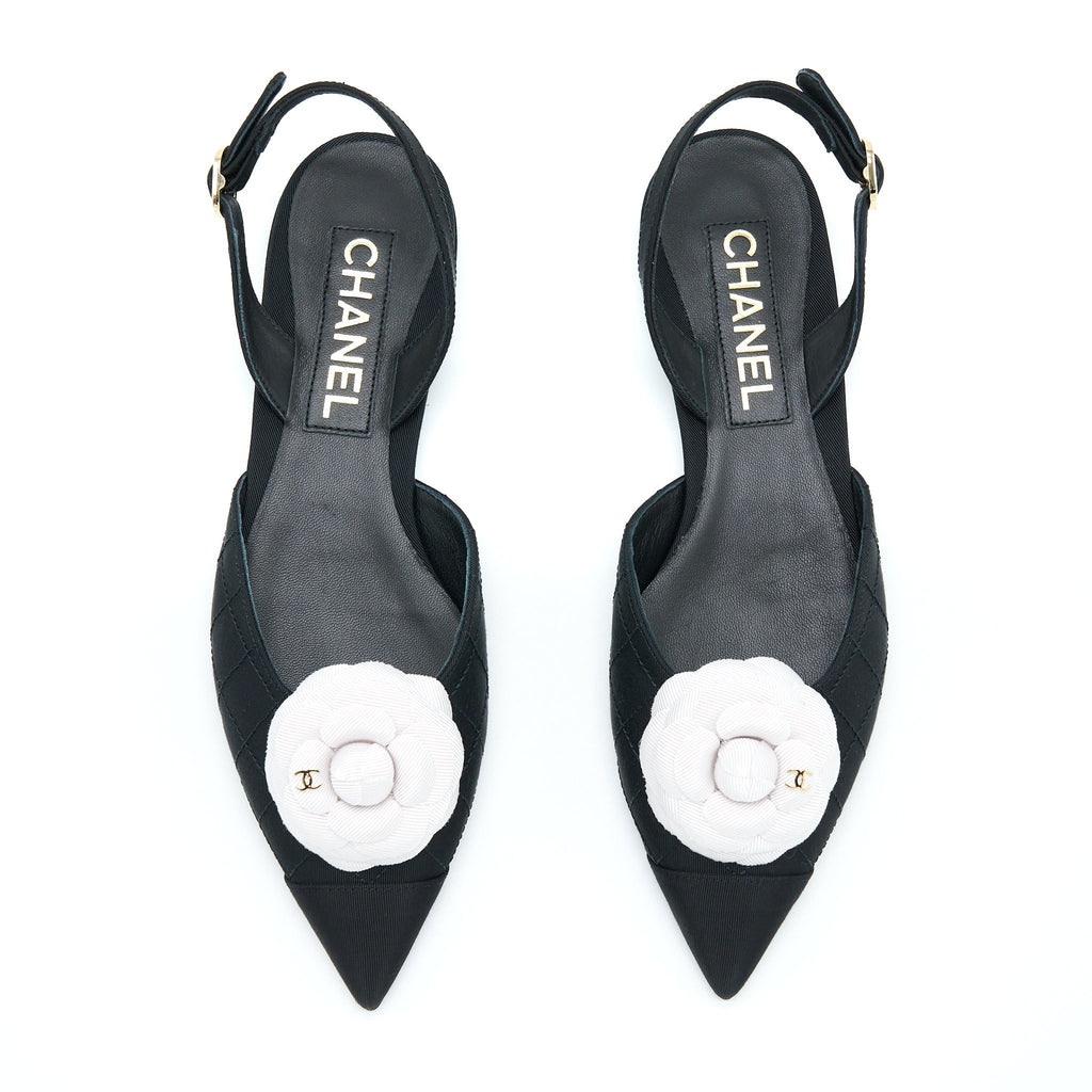 CHANEL C CAMELLIA FLAP SANDEL BLACK
