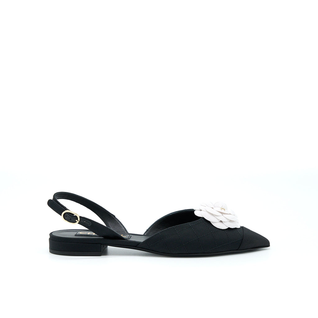 CHANEL C CAMELLIA FLAP SANDEL BLACK