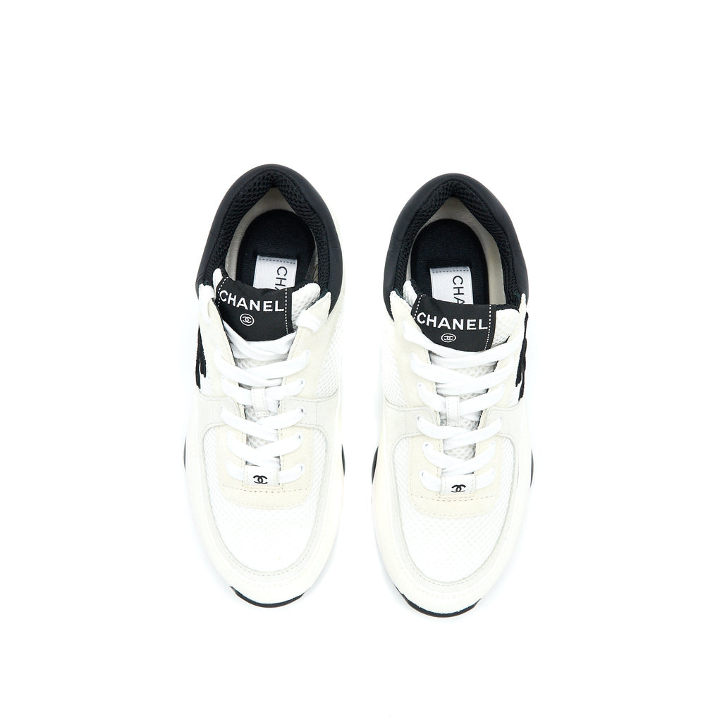 CHANEL CC LOGO SNEAKER BLACK/WHITE