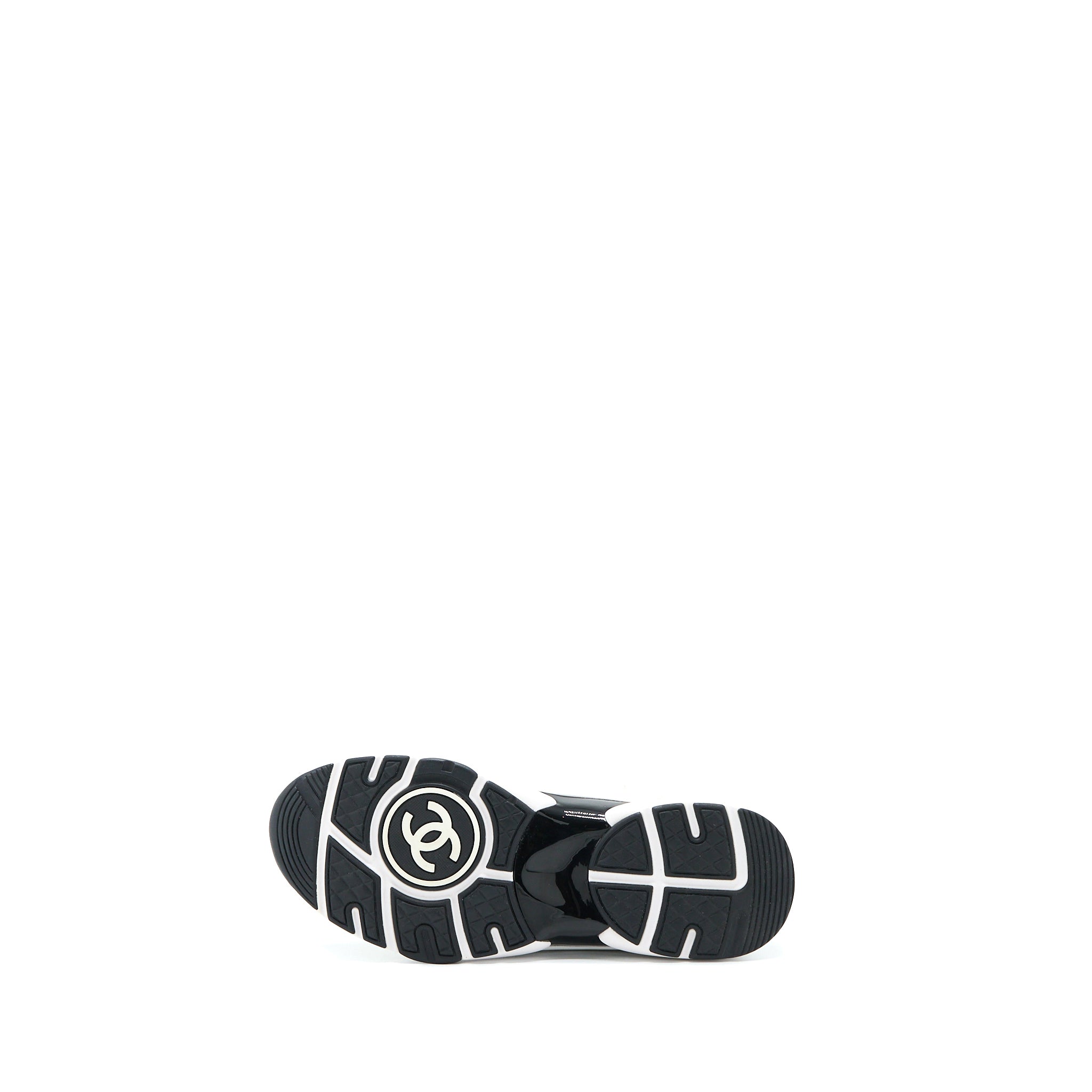 CHANEL CC LOGO SNEAKER BLACK/WHITE