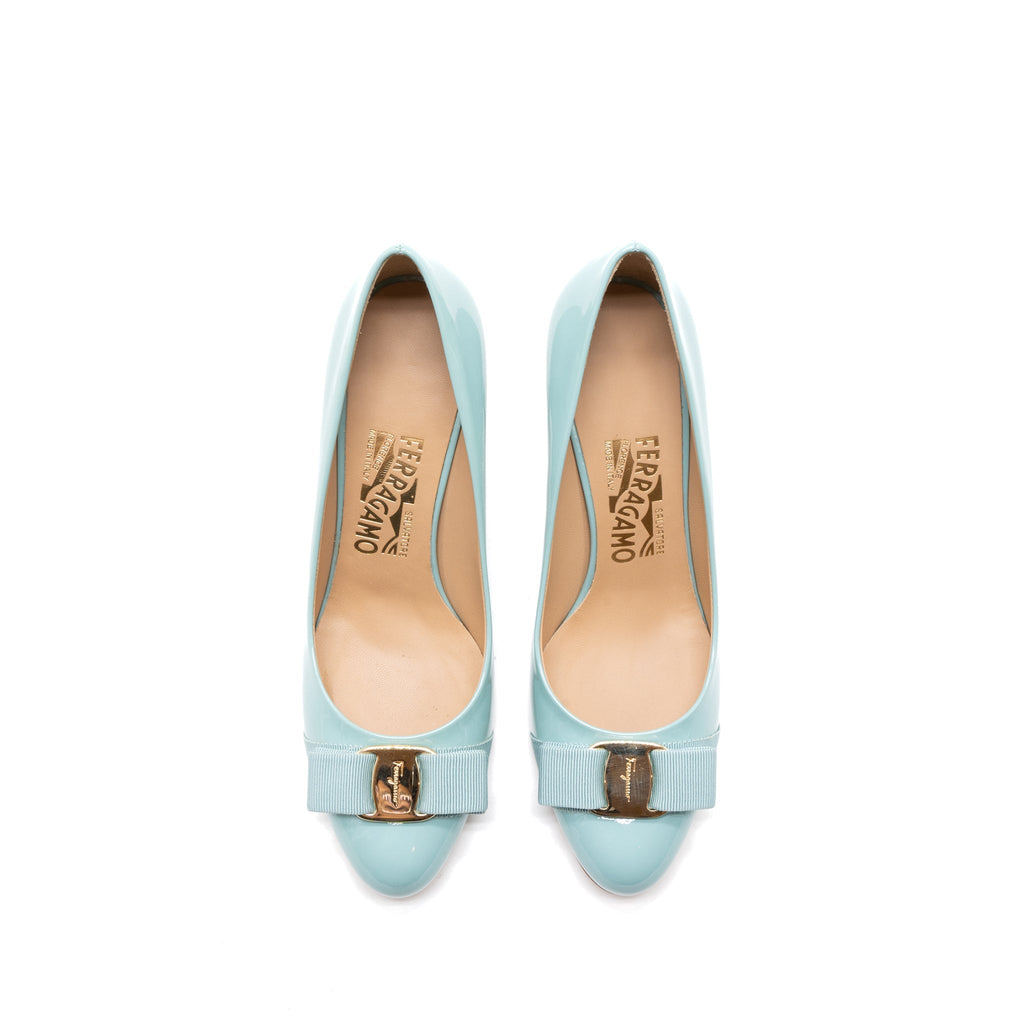 FERRAGAMO 6C CARLA PUMPS PATENT AQUARELLE GHW