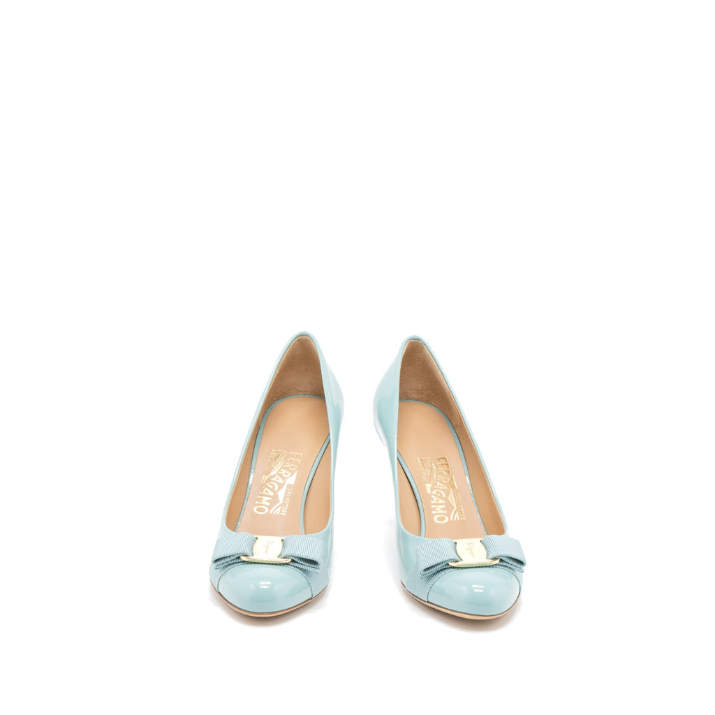 FERRAGAMO 6C CARLA PUMPS PATENT AQUARELLE GHW