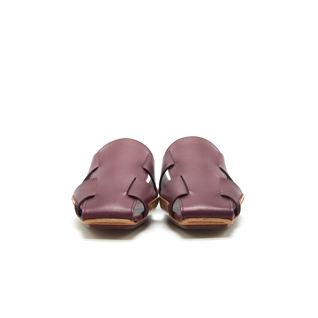 HERMES BURGUNDY SANDAL