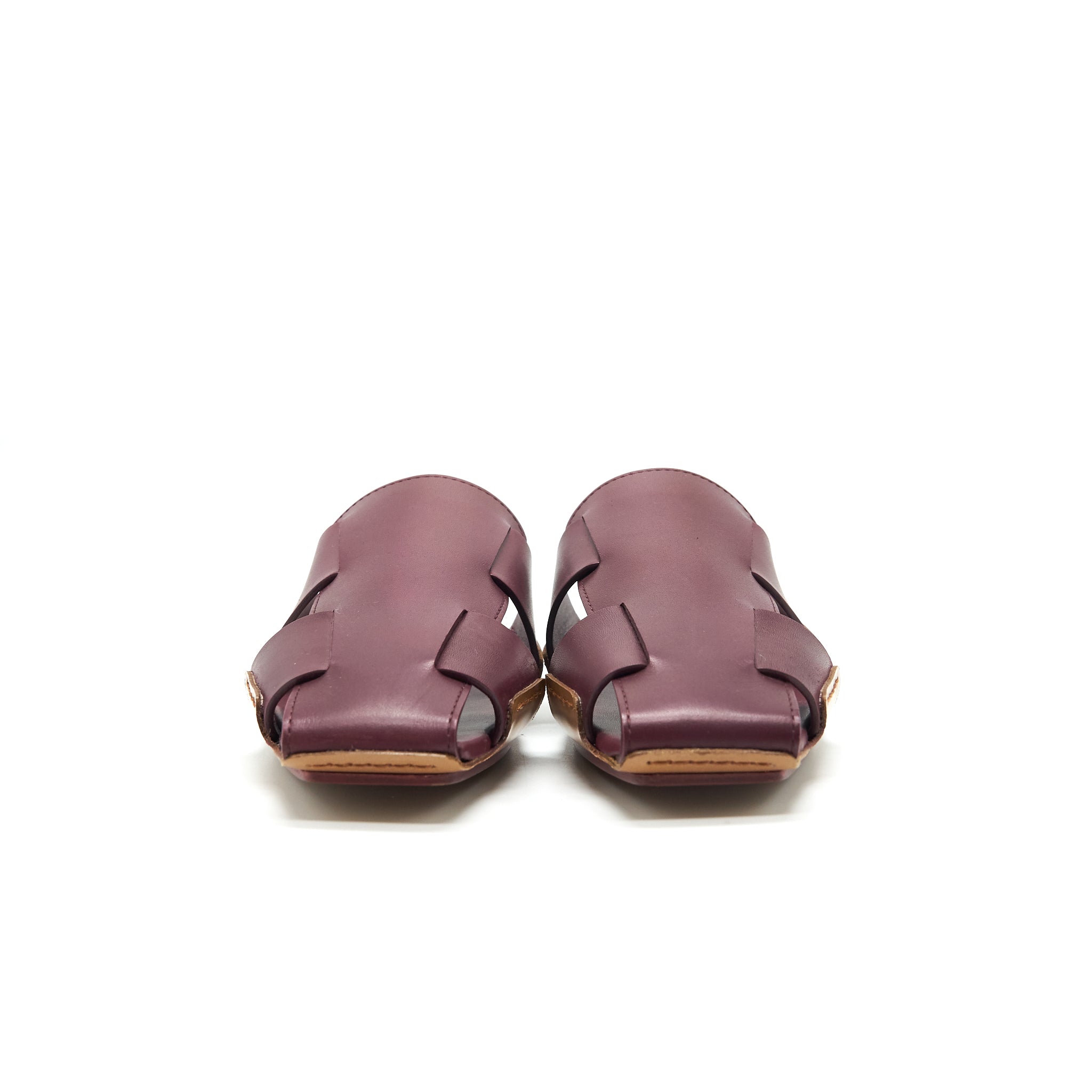 HERMES BURGUNDY SANDAL