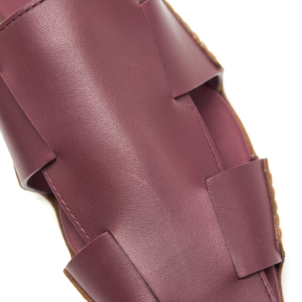 HERMES BURGUNDY SANDAL