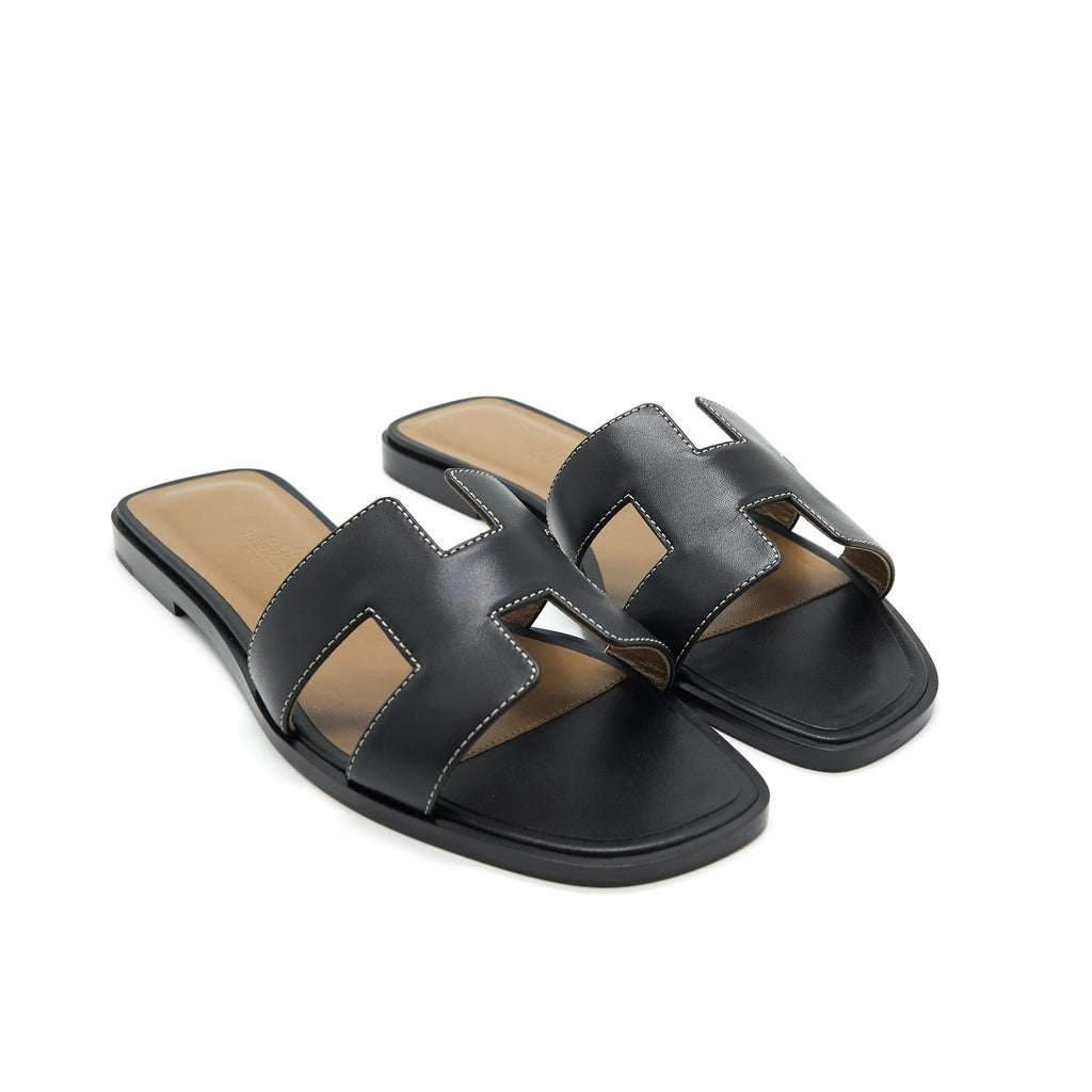 HERMES ORAN SANDALS BLACK