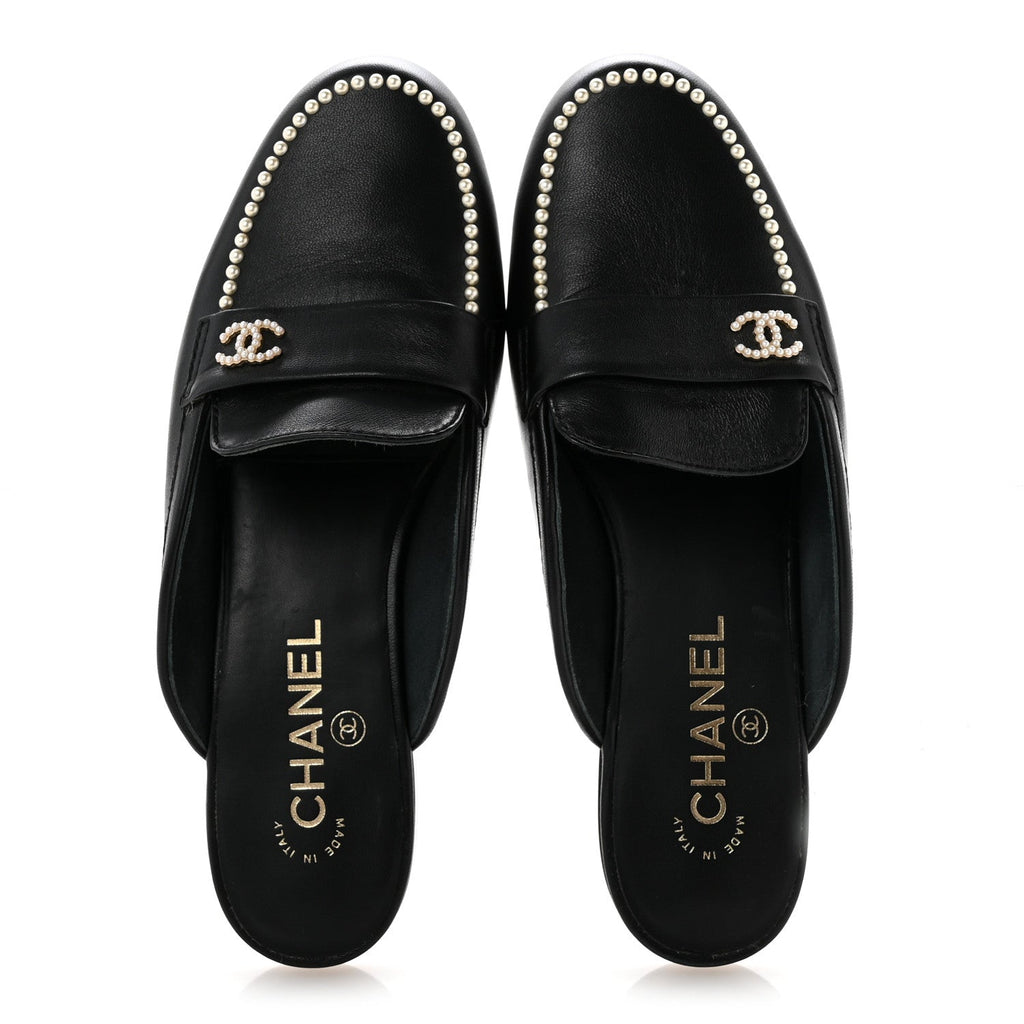 CHANEL CC MULES LAMBSKIN BLACK GHW