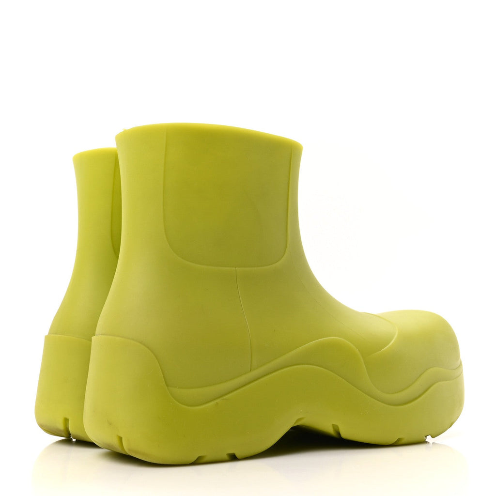 BOTTEGA VENETA PUDDLE RUBBER ANKLE BOOTS KIWI WHITE & TRANSPARENT