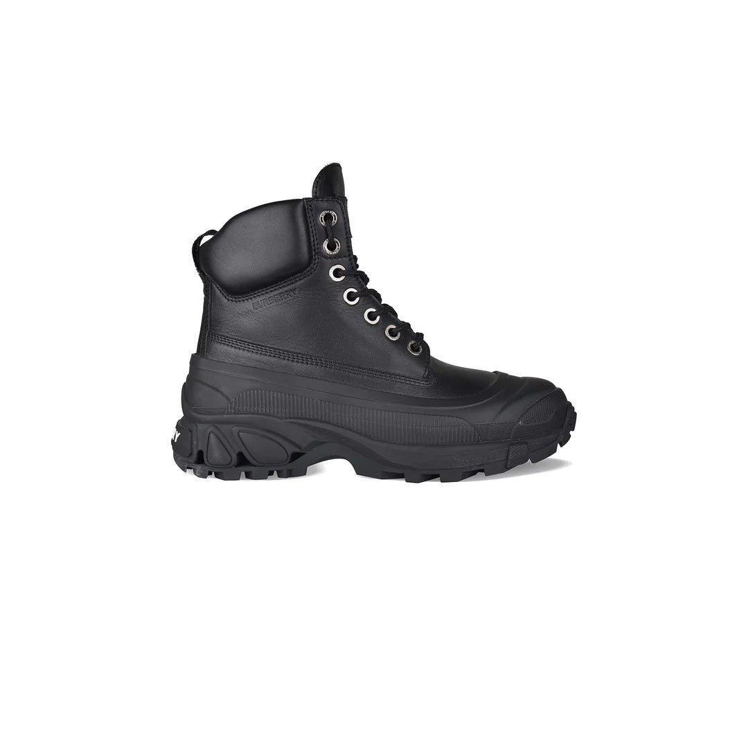 Burberry Arthur Boots - Black
