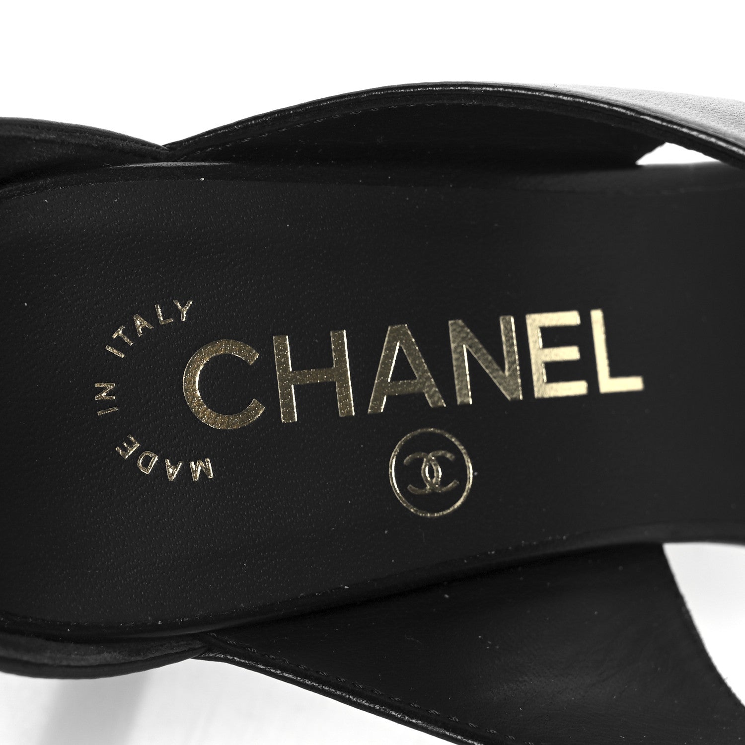 CHANEL LAMBSKIN CC LOGO THONG SANDAL BLACK