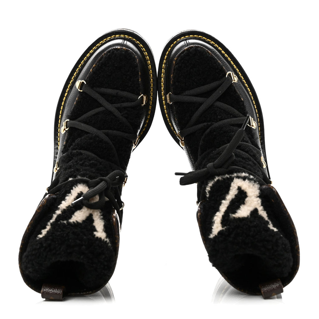 BURBERRY ANKLE BOOTS BLACK